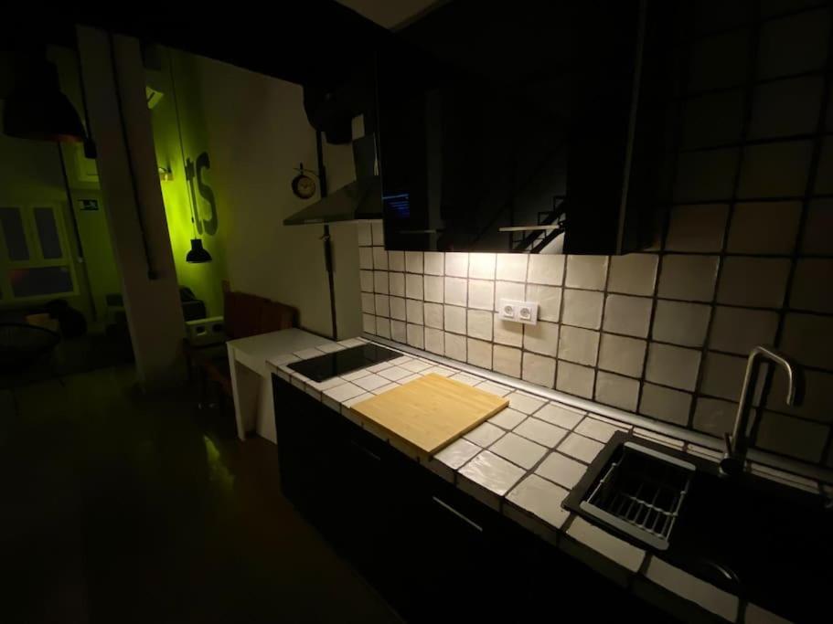 Ruzafa Roots, 12 Min To Centre, Smart Tv, Wine Apartment Valencia
