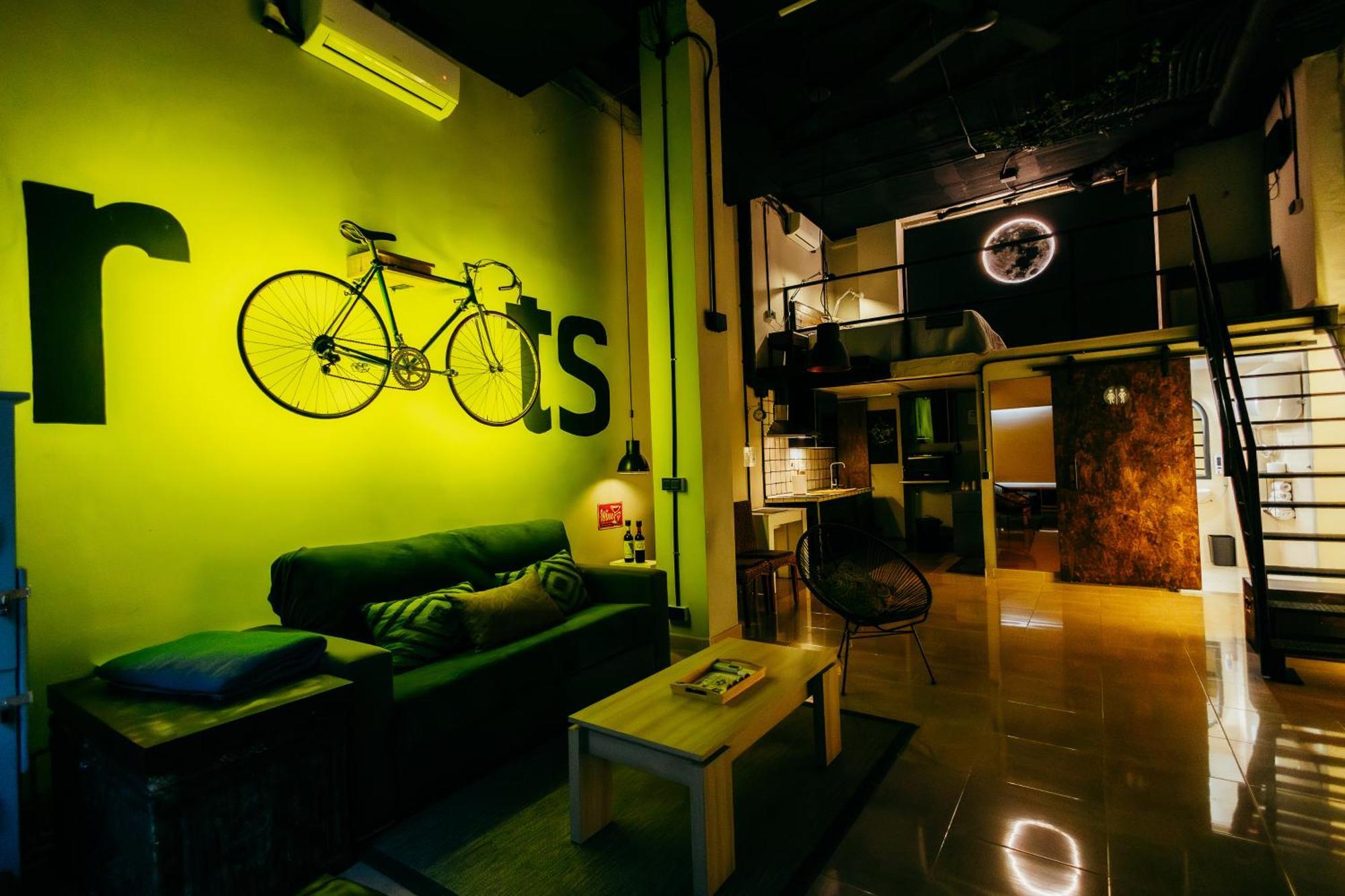 Ruzafa Roots, 12 Min To Centre, Smart Tv, Wine Apartment *