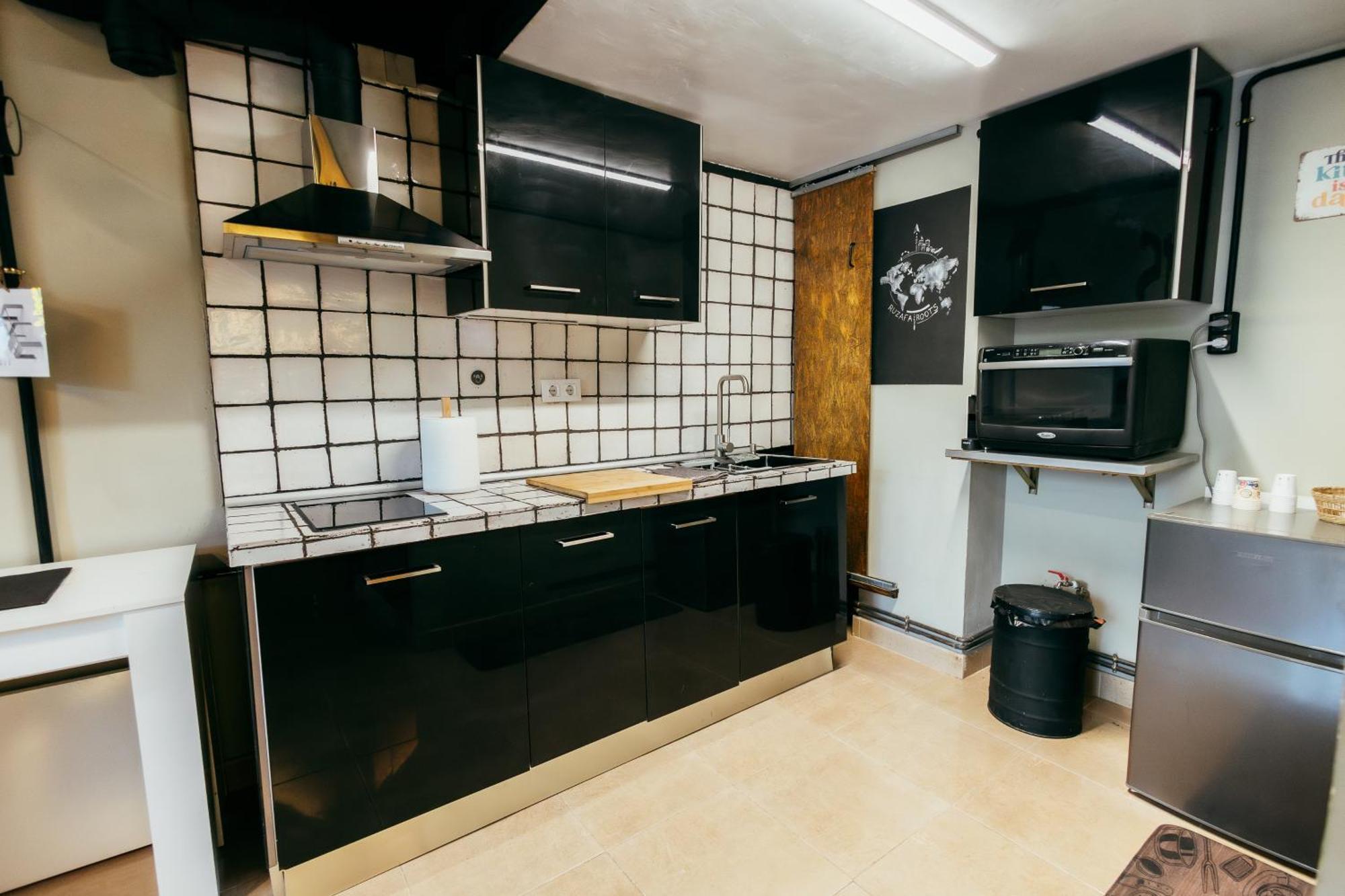 Ruzafa Roots, 12 Min To Centre, Smart Tv, Wine Apartamento