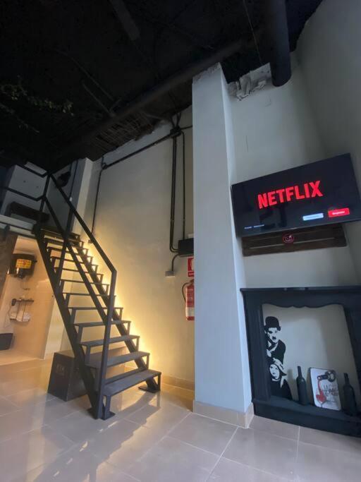 Apartment Ruzafa Roots, 12 Min To Centre, Smart Tv, Wine Valencia