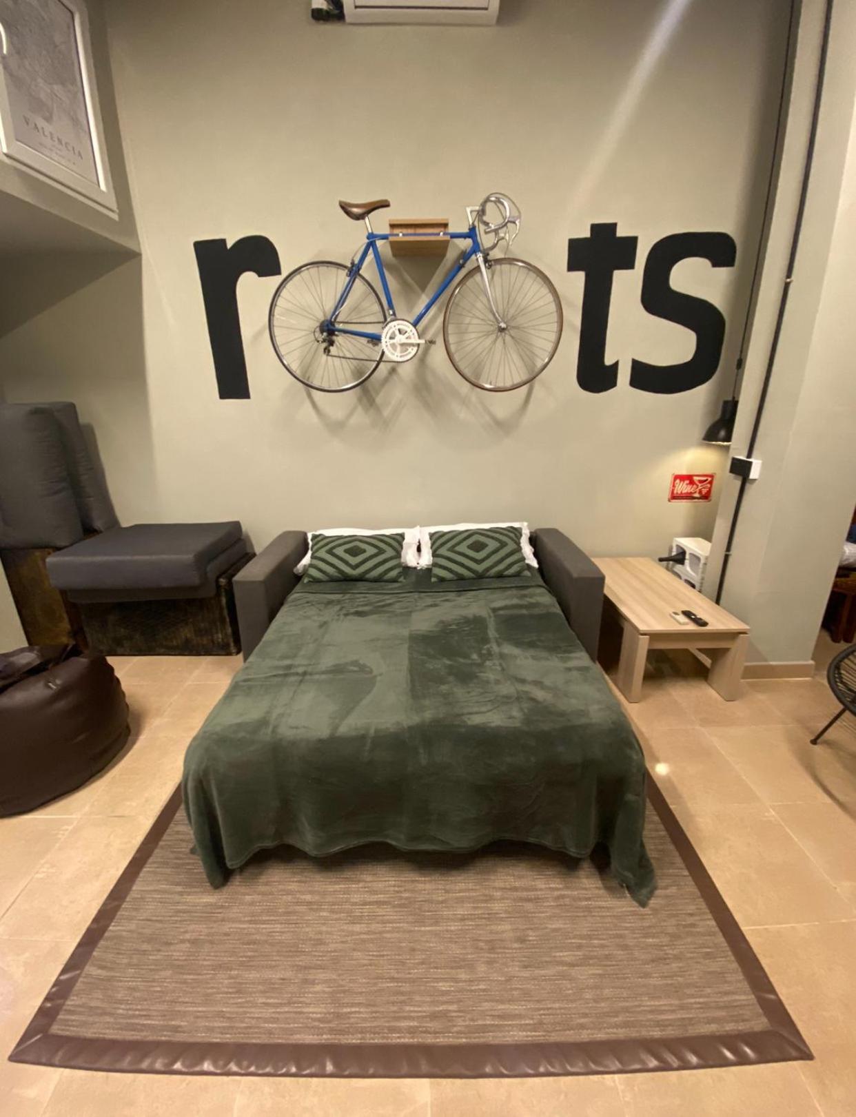 Ruzafa Roots, 12 Min To Centre, Smart Tv, Wine Apartment