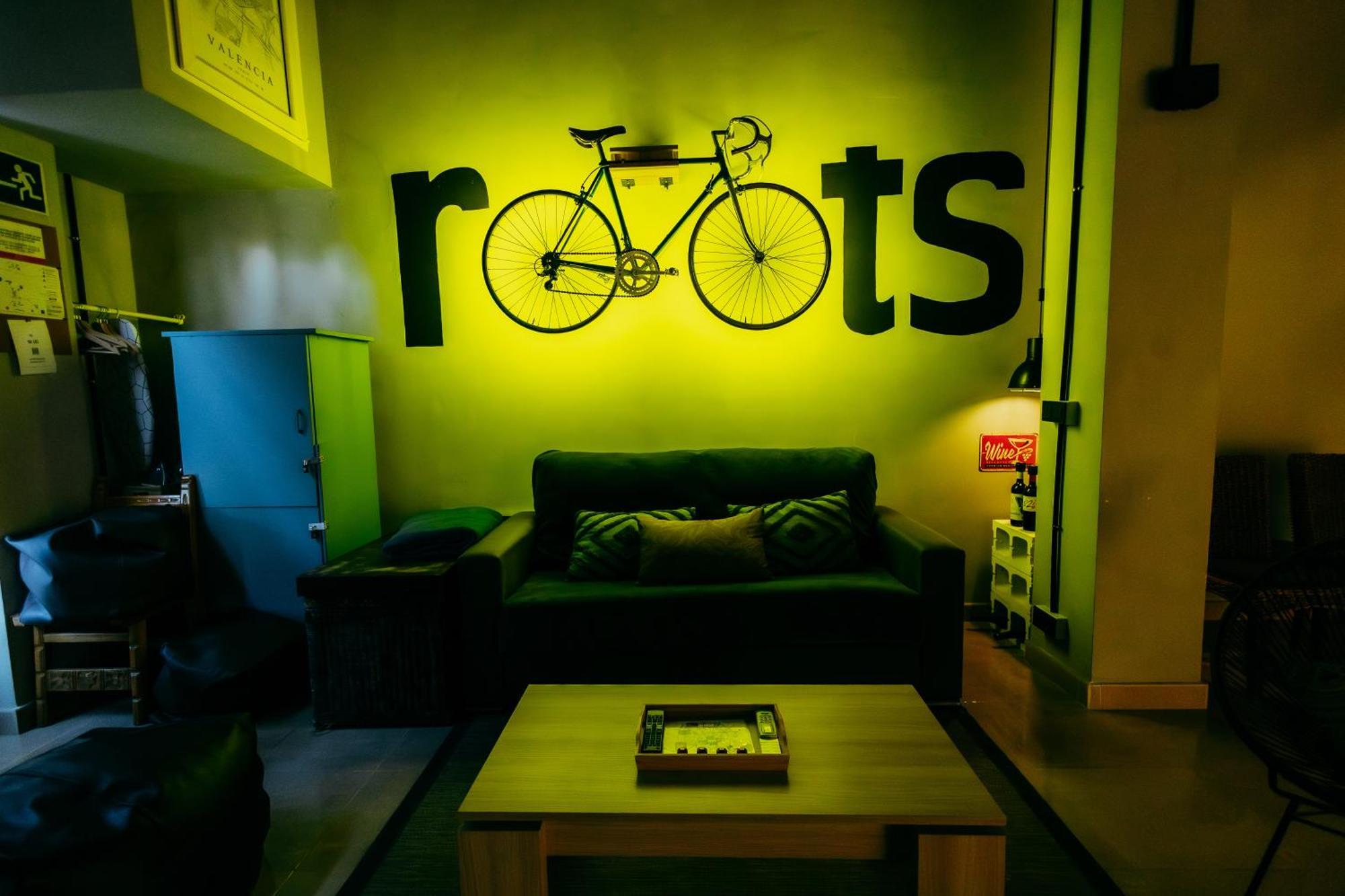 Ruzafa Roots, 12 Min To Centre, Smart Tv, Wine Apartment