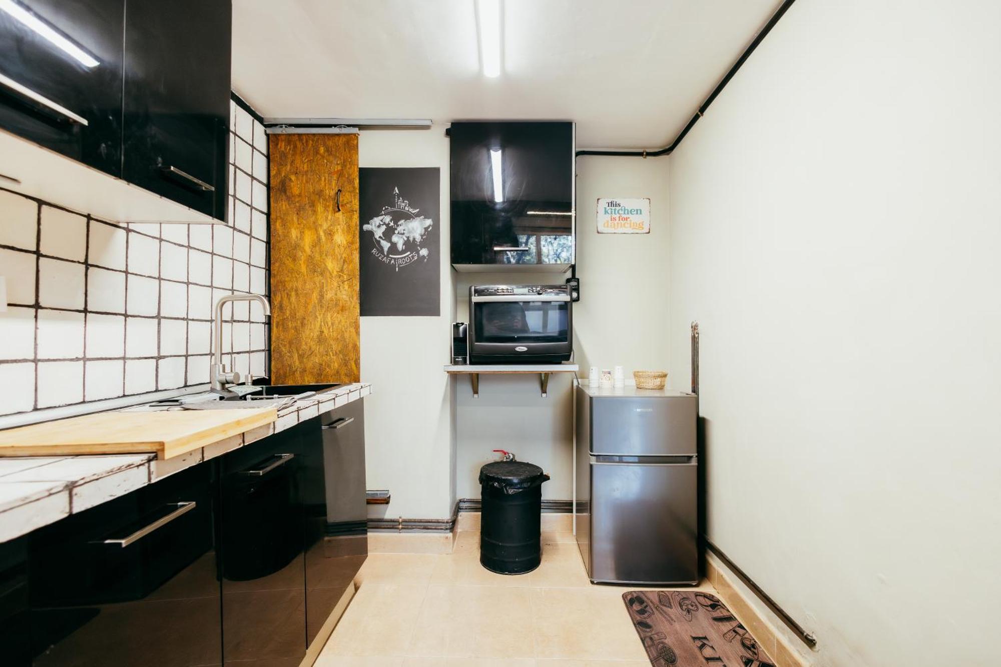 Ruzafa Roots, 12 Min To Centre, Smart Tv, Wine Apartment