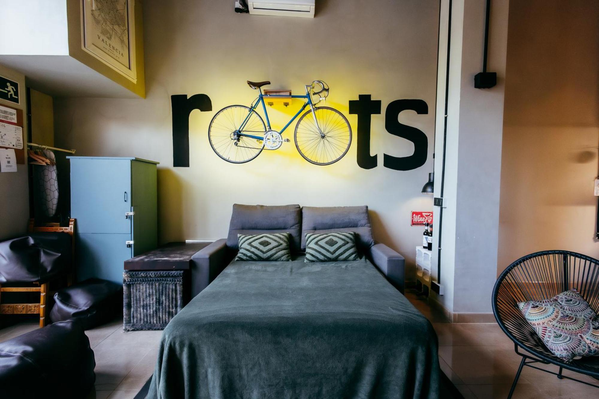 Ruzafa Roots, 12 Min To Centre, Smart Tv, Wine Appartement