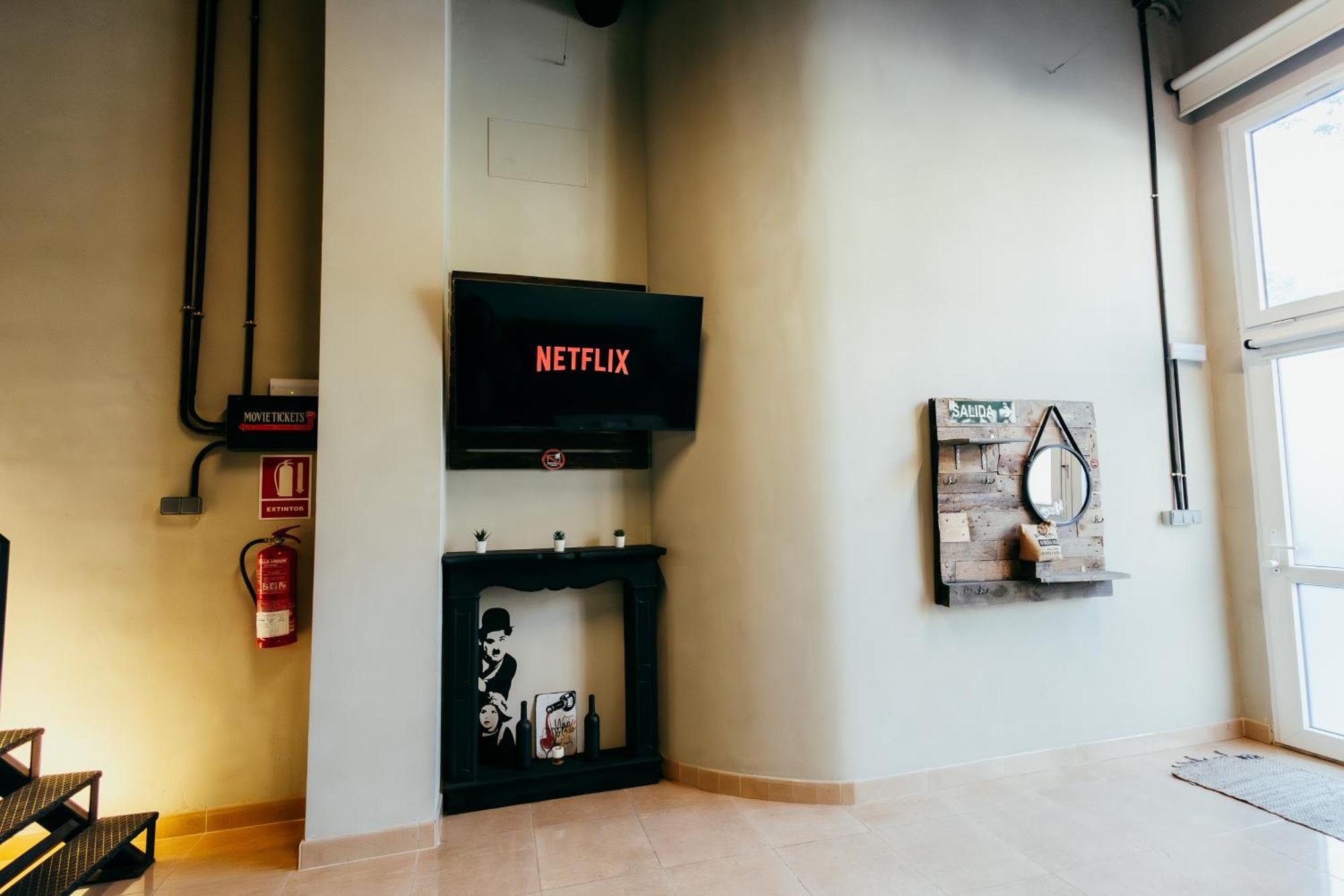 Ruzafa Roots, 12 Min To Centre, Smart Tv, Wine Apartment Valencia